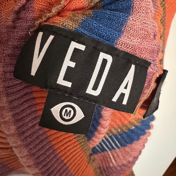 Veda Ribbed One-Shoulder Top - Picture 3 of 3